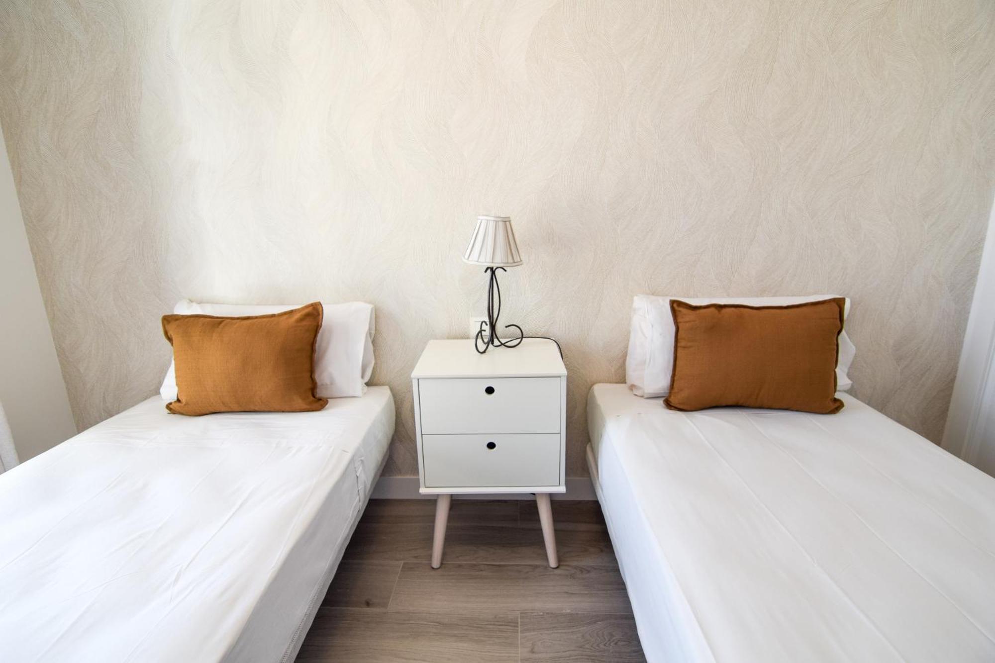 Letplanet Martiricos Apartment Малага Екстериор снимка